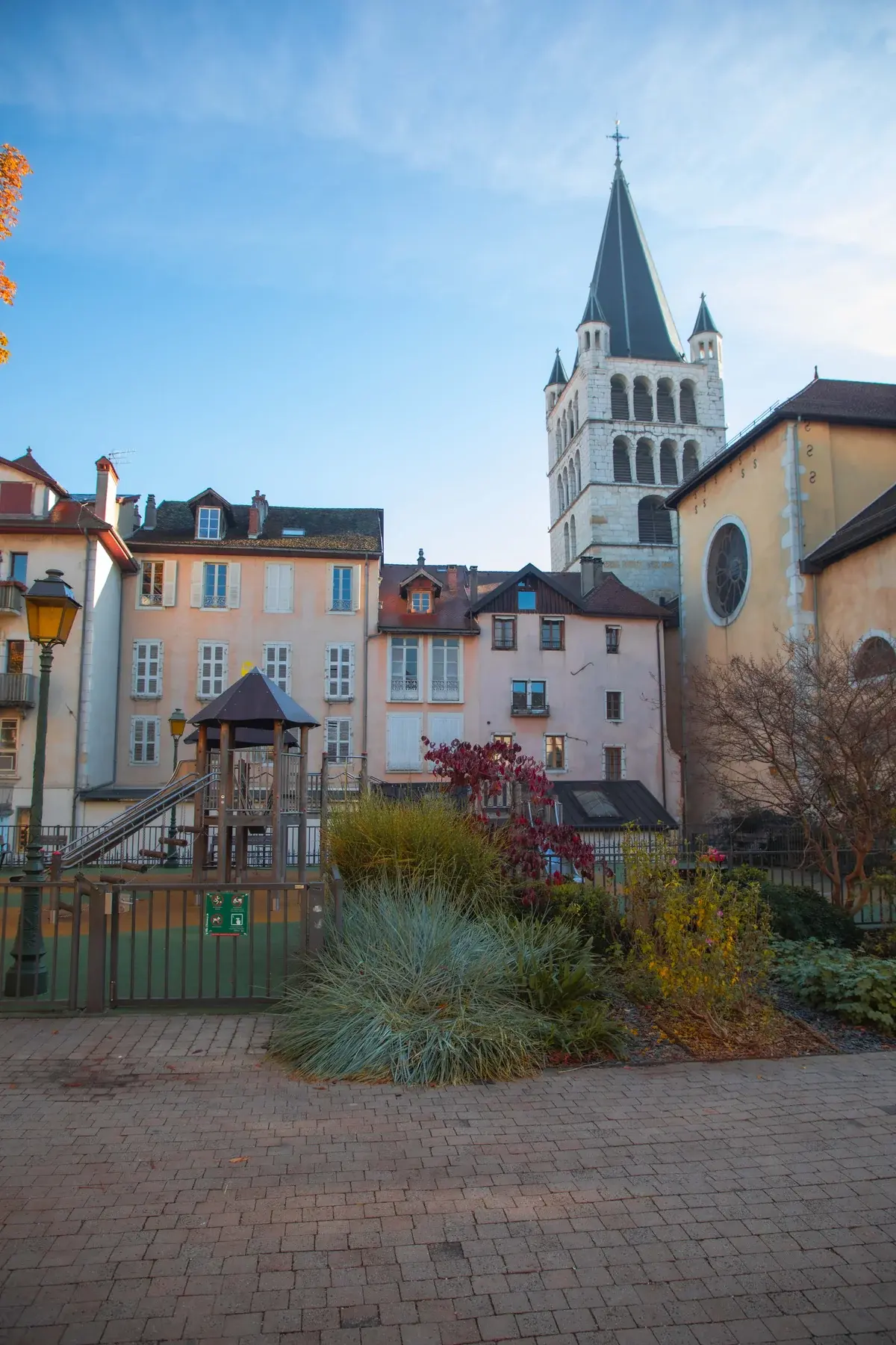 Vue d'Annecy — les enjeux du second tour des municipales 2026